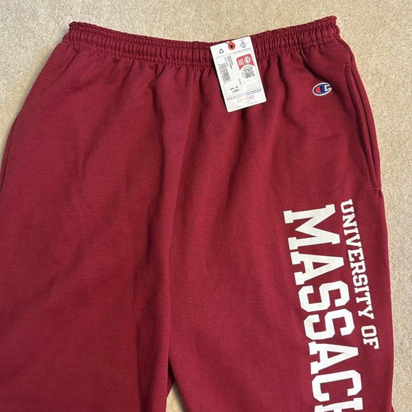 UMass Banded Bottom Sweatpants (Maroon) - Picture 2 of 4